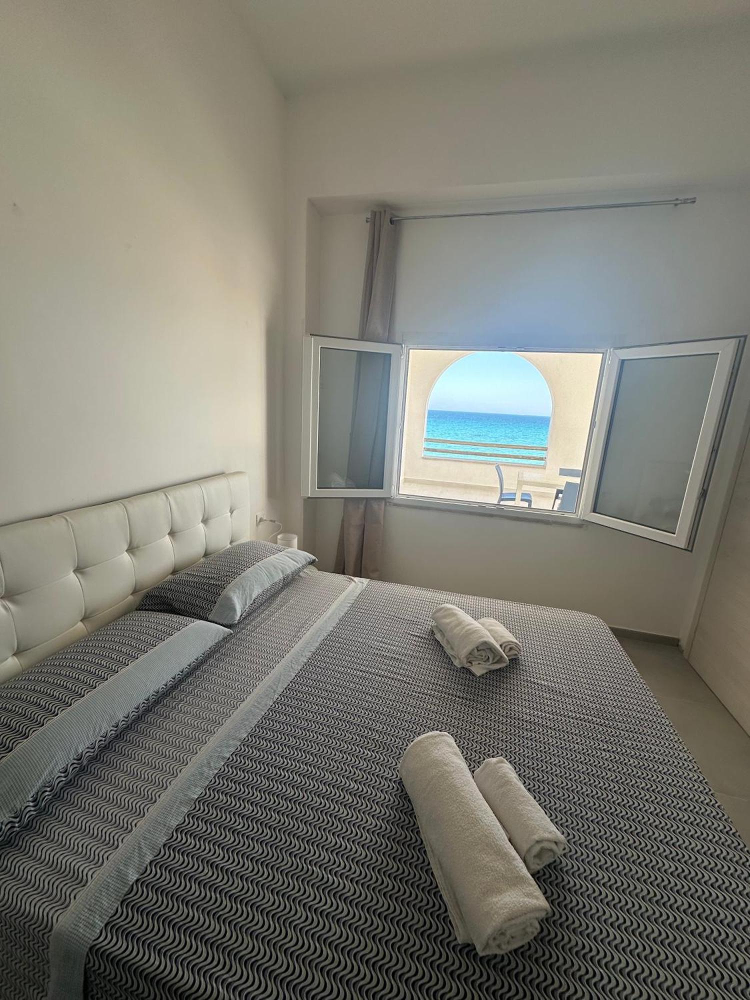 La Riva Hotel Lido di Noto ภายนอก รูปภาพ