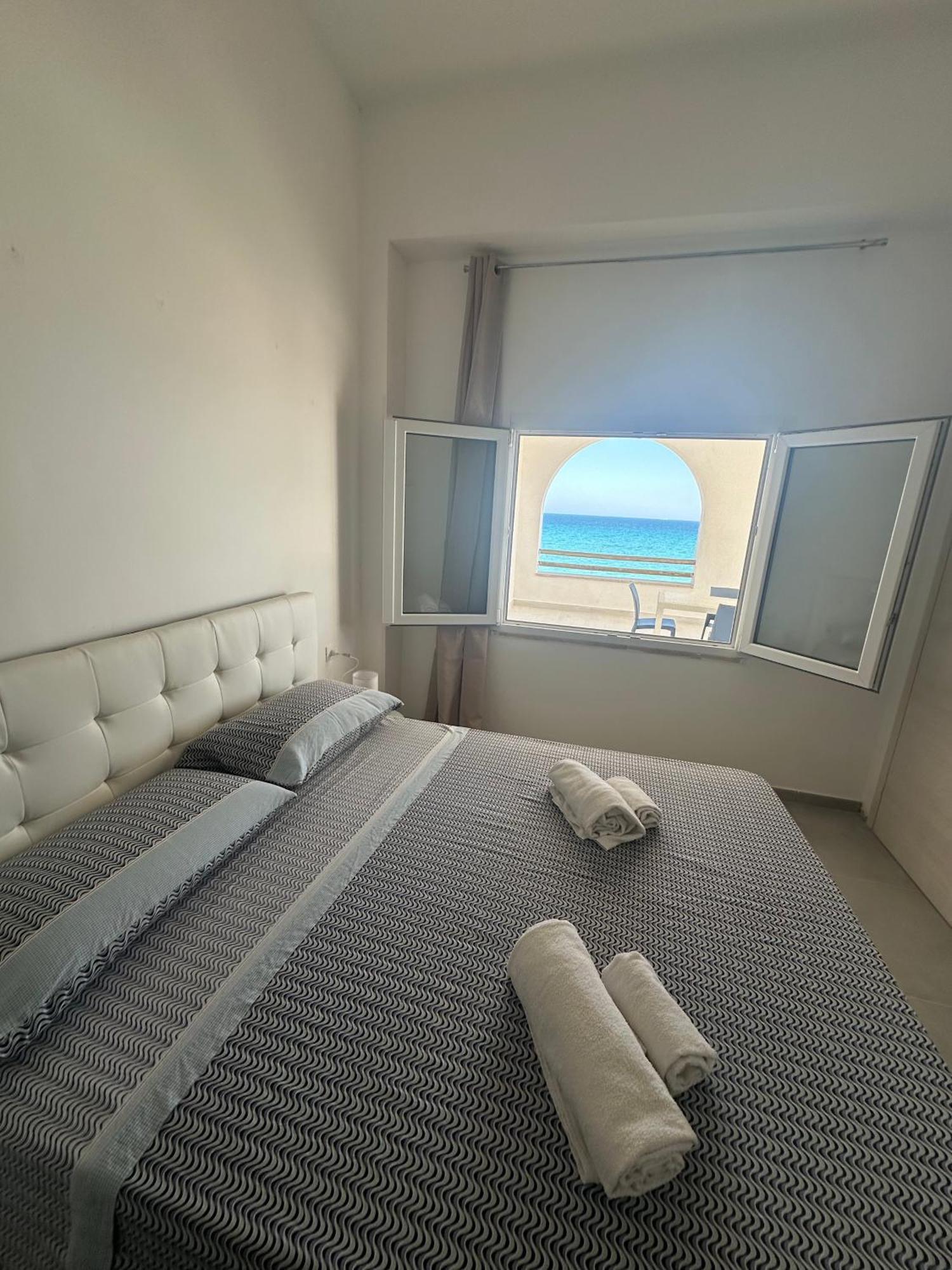 La Riva Hotel Lido di Noto ภายนอก รูปภาพ